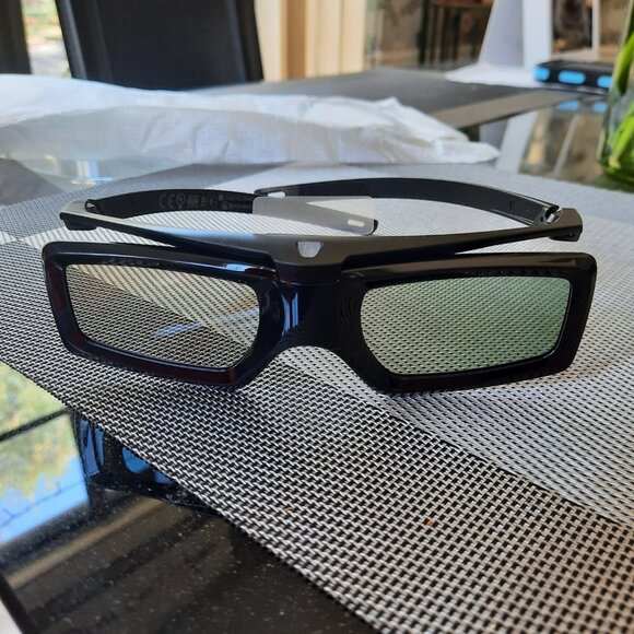 SONY TDG-BT400A 3D Glasses Active SET OF 4 - Picture 6 of 7